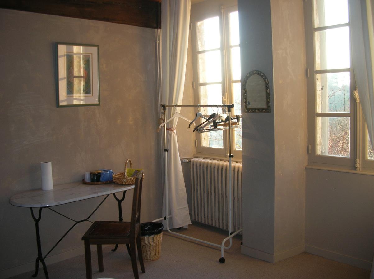 B&B "Les Remparts" Vouvant Værelse billede