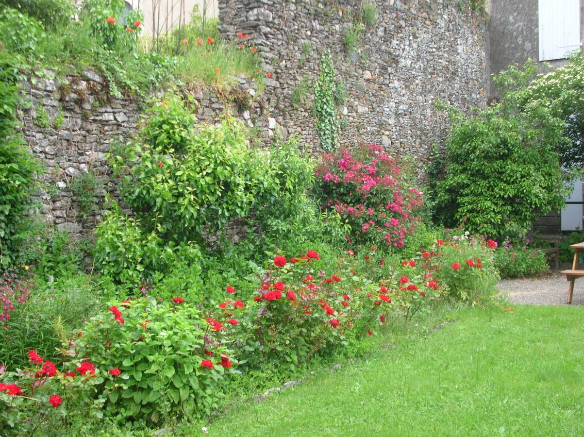 B&B "Les Remparts" Vouvant Eksteriør billede
